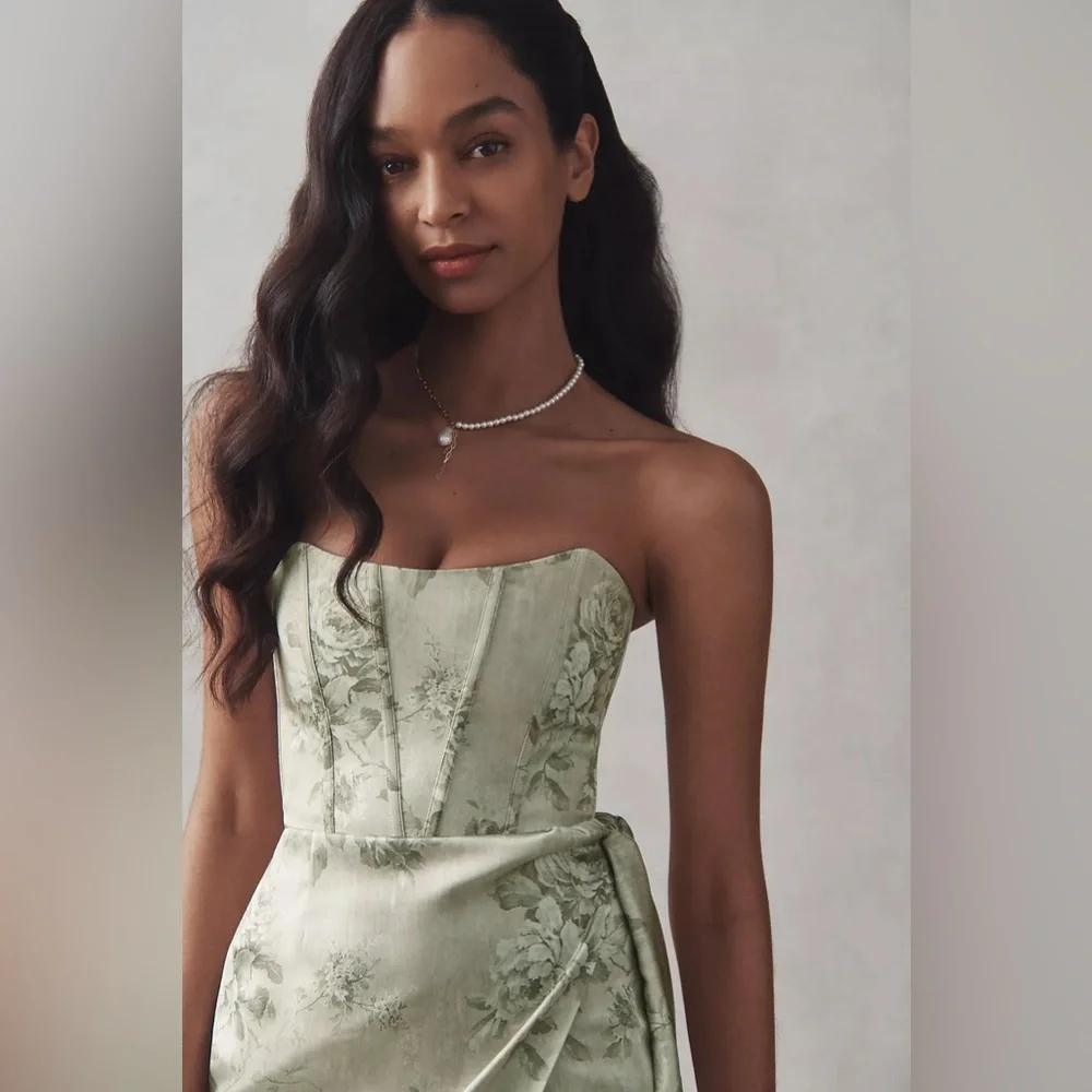 V. Chapman June Printed Corset Front-Slit Satin Gown in sage green - Picture 3 of 5
